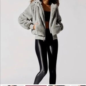Carbon 38 Faux Fur gray bomber